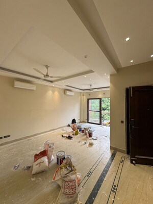 Team Area in 4 BHK Builder Floor at Sarvodaya Enclave – for Sale