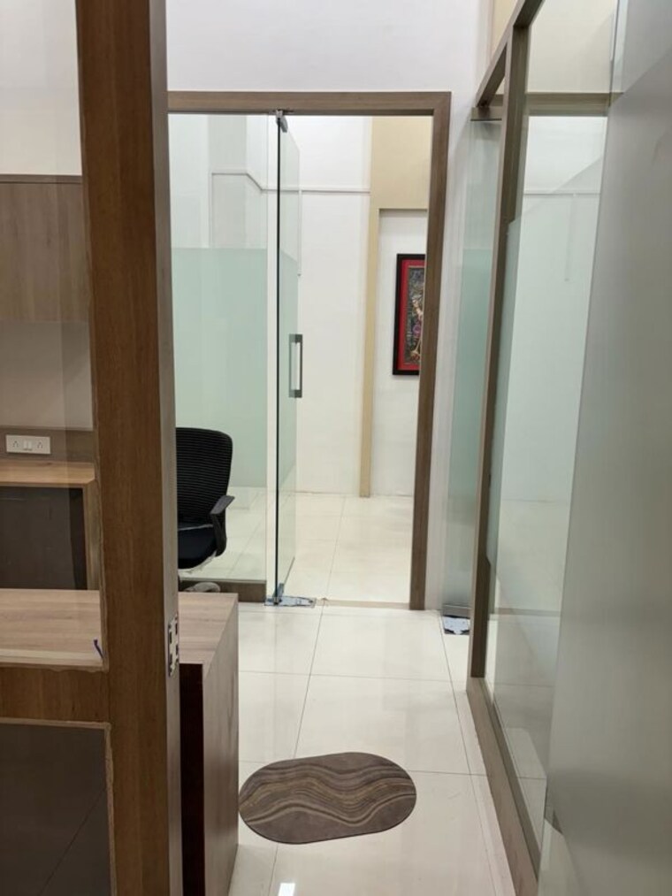 Bathroom, goregaon east Commercial Office Space 325 Sq.Ft. In Goregaon East Mumbai 10514102
