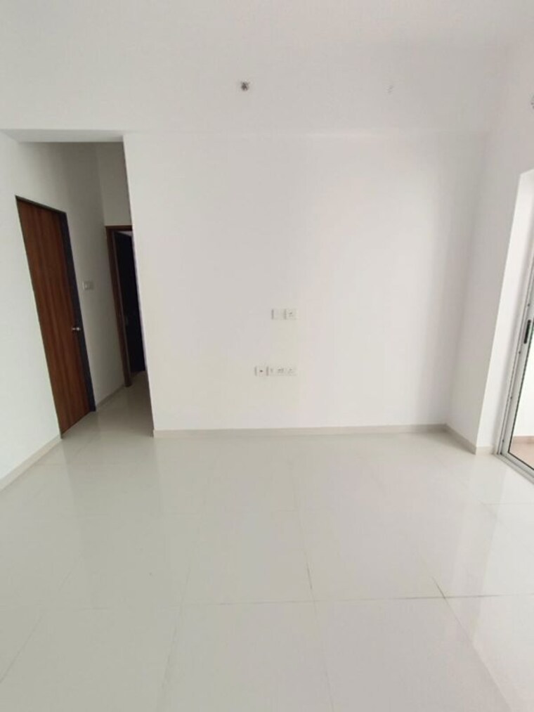 Room, runwal-the-central-park 3 Bedroom 1100 Sq.Ft. Apartment In Chinchwad Pune 10514099