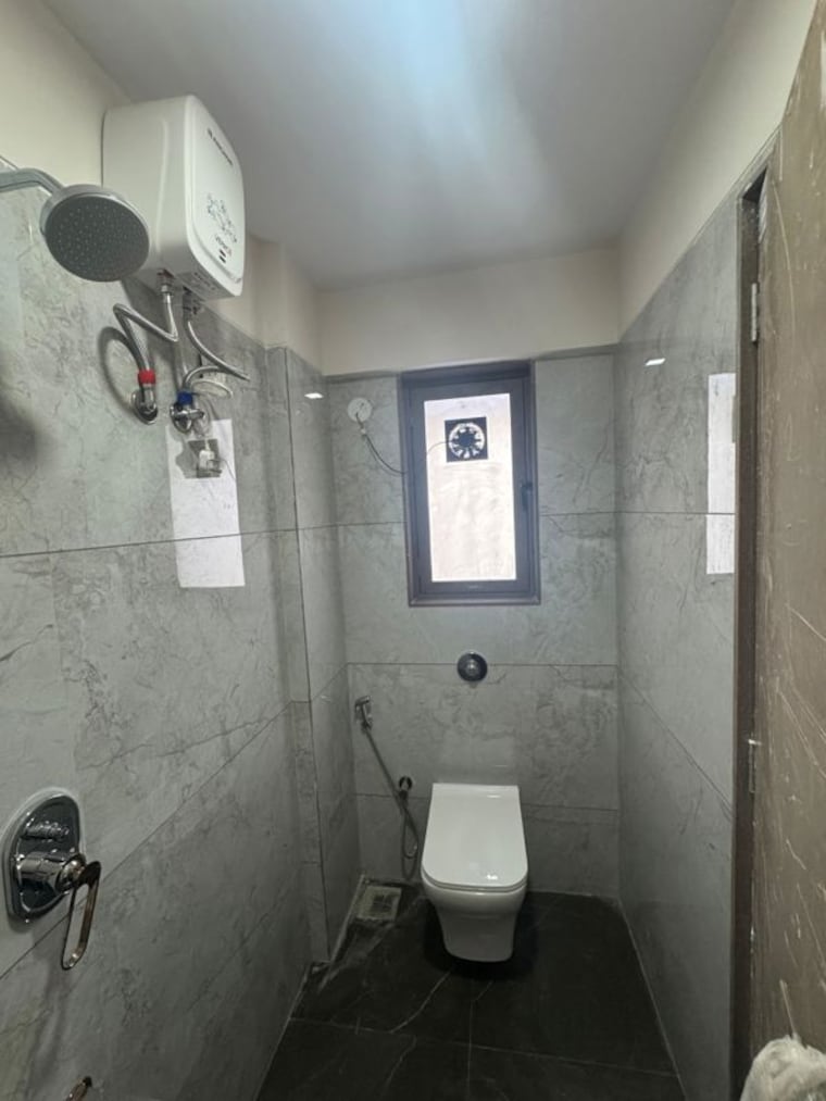 Bathroom, ashapura-rang-rekha 1 Bedroom 450 Sq.Ft. Apartment In Dahisar East Mumbai 10514120
