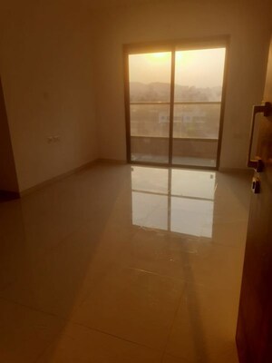 Room in 1 BHK Apartment at Roshan Milestone, Tathawade – for Sale