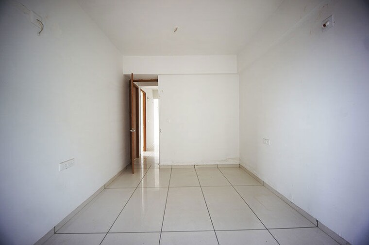 Room, south bopal 3 Bedroom 1701 Sq.Ft. Apartment In South Bopal Ahmedabad 10514140