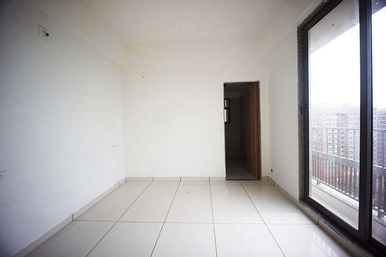 Room, south bopal 3 Bedroom 1701 Sq.Ft. Apartment In South Bopal Ahmedabad 10514140