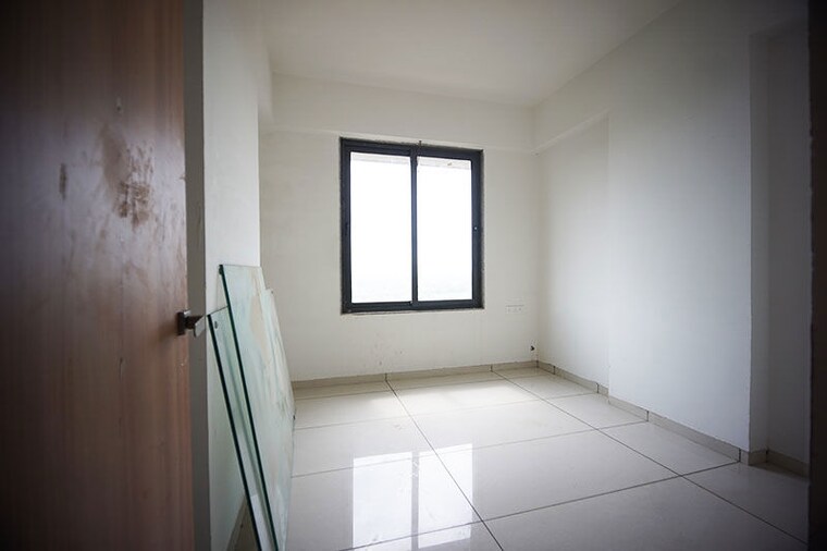Room, south bopal 3 Bedroom 1701 Sq.Ft. Apartment In South Bopal Ahmedabad 10514140