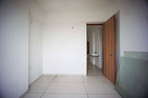 Room in 3 BHK Apartment at South Bopal – for Sale