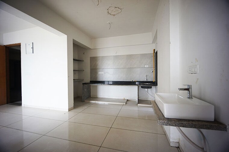 Bathroom, south bopal 3 Bedroom 1701 Sq.Ft. Apartment In South Bopal Ahmedabad 10514140