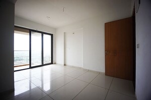 Room in 3 BHK Apartment at South Bopal – for Sale