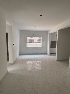 2 BHK Apartment For Sale in Krishna Nagar