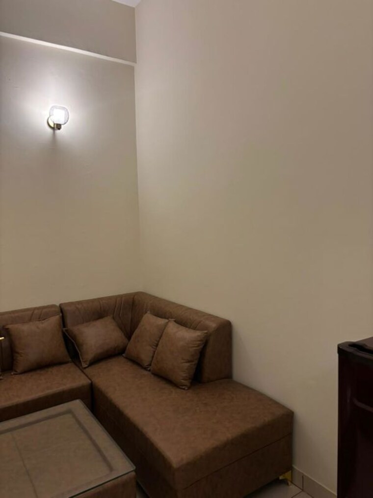 Living Room, high ground 3 Bedroom 1760 Sq.Ft. Apartment In High Ground Zirakpur 10514218
