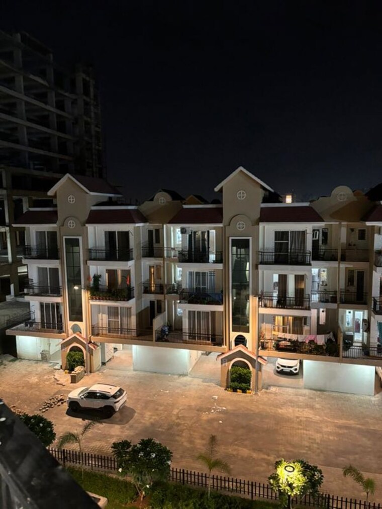 Gym, high ground 3 Bedroom 1760 Sq.Ft. Apartment In High Ground Zirakpur 10514218