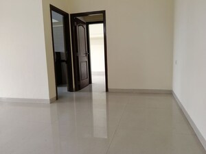 Room in 2 BHK Apartment at Raheja Interface Heights, Malad West – for Rent