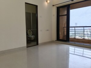 2 BHK Apartment For Rent in Raheja Interface Heights, Malad West