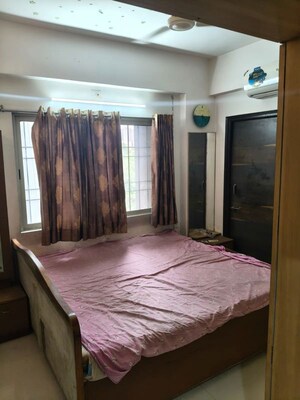 Bedroom in 2 BHK Apartment at Naranpura – for Rent