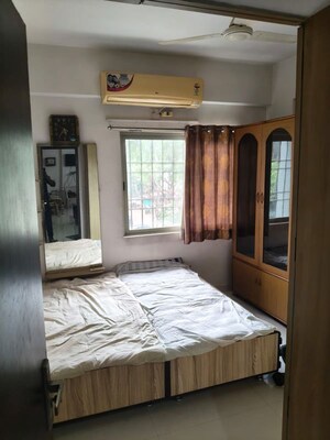 Bedroom in 2 BHK Apartment at Naranpura – for Rent
