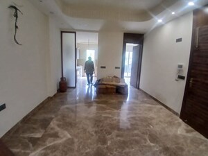 2 BHK Builder Floor For Sale in Naraina