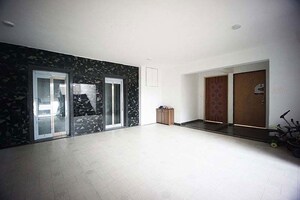 Room in 3 BHK Apartment at Nikol – for Sale