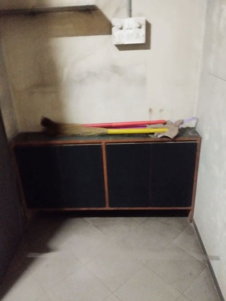 Bedroom, balaji-udyog Commercial Office Space 600 Sq.Ft. In Goregaon East Mumbai 10514247