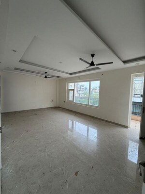3 BHK Builder Floor For Rent in Green Fields Colony