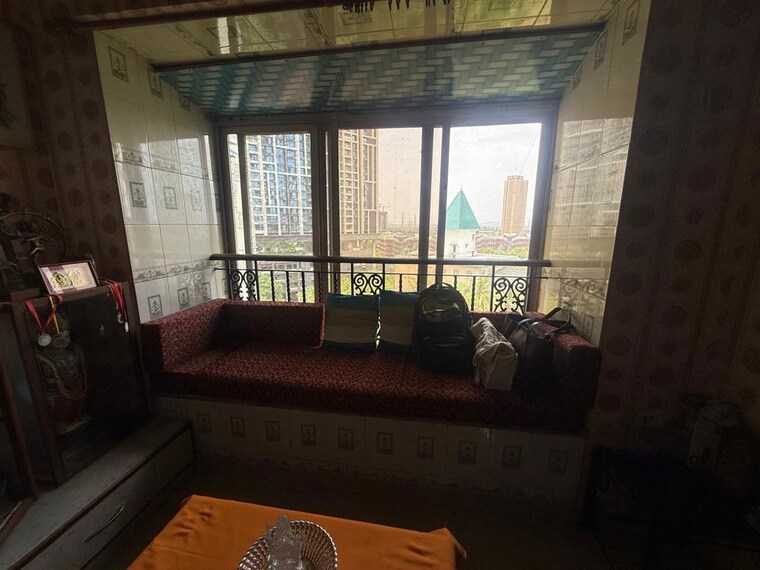 Living Room, dosti-clover 3 Bedroom 880 Sq.Ft. Apartment In Wadala East Mumbai 10514294