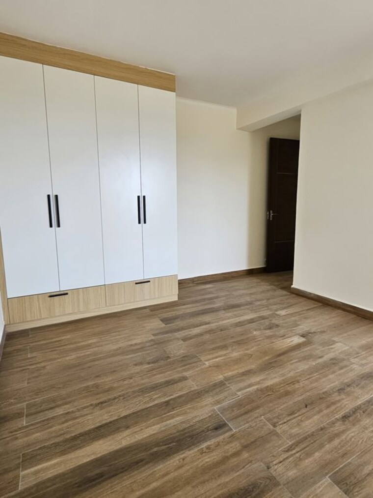 Room, kharar 2 Bedroom 1350 Sq.Ft. Apartment In Kharar Mohali 10514274