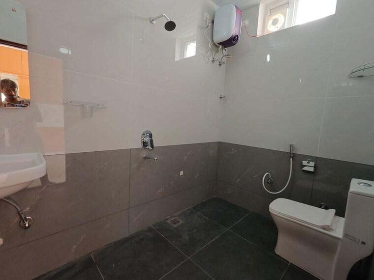 Attached Bathroom, upparpalli 3 Bedroom 1800 Sq.Ft. Apartment In Upparpalli Hyderabad 10514283
