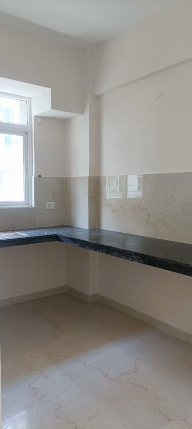 Bathroom, smart-world-gems 3 Bedroom 1365 Sq.Ft. Apartment In Sector 89 Gurgaon 10514383