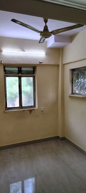 Room in 1 RK Apartment at Jb Nagar – for Sale