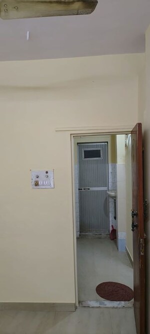 Room in 1 RK Apartment at Jb Nagar – for Sale