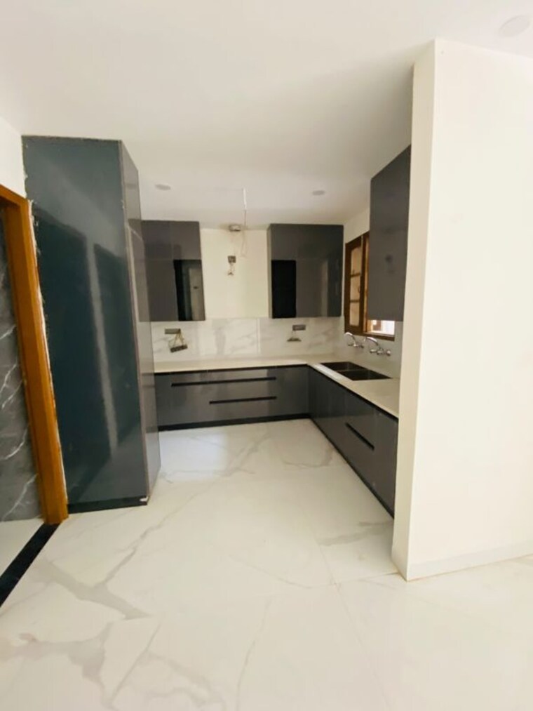 undefined, sector 125 4 Bedroom 155 Sq.Yd. Villa In Sector 125 Kharar 10514409