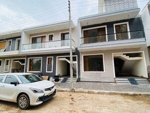 4 BHK Villa For Sale in Sector 125