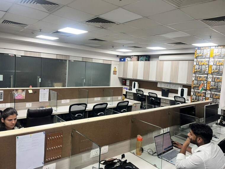 Team Area, vatika-business-park Commercial Office Space 7000 Sq.Ft. In Sector 49 Gurgaon 10514436