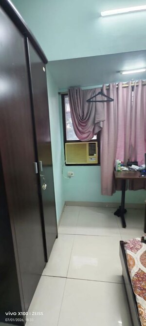 Bathroom in 3 BHK Apartment at Andheri Green Field Towers, Jogeshwari East – for Rent