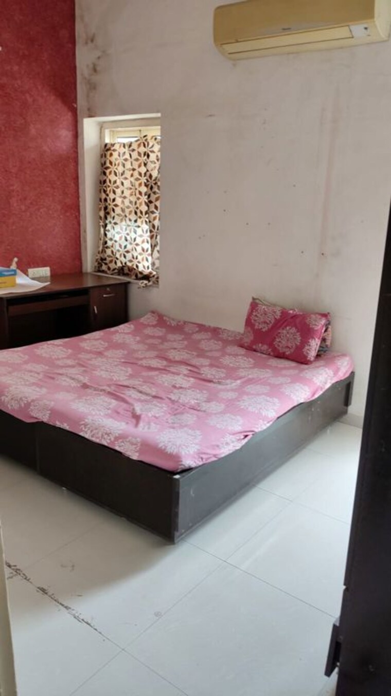 Bedroom, girdhar nagar 3 Bedroom 1840 Sq.Ft. Apartment In Girdhar Nagar Ahmedabad 10514491