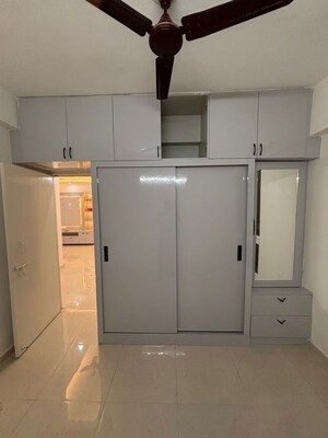 Furnished Amenities in 2 BHK Apartment at Sector 37d – for Rent