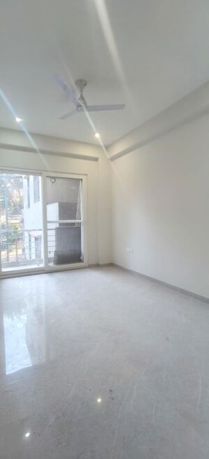 2 BHK Builder Floor For Rent in Sector 23