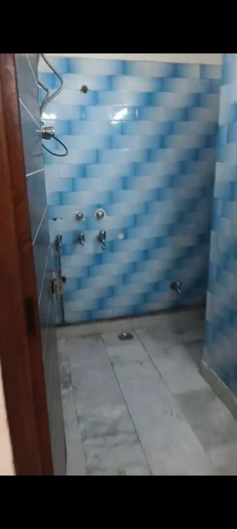 Bathroom, lajpat nagar i 2 Bedroom 900 Sq.Ft. Builder Floor In Lajpat Nagar I Delhi 10514452