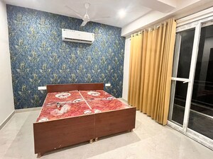 Bedroom in 3 BHK Builder Floor at Sector 23 – for Rent