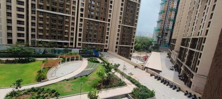 Exterior View, dosti-west-county-phase-2-dosti-cedar 2 Bedroom 747 Sq.Ft. Apartment In Balkum Pada Thane 10514492