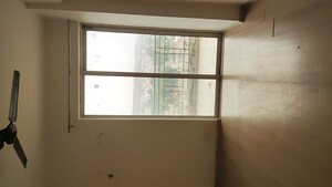 Room in 3.5 BHK Apartment at DLF Express Greens, Manesar Sector 1a – for Rent
