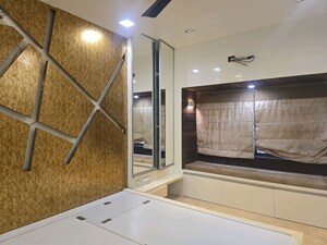 Room in 2 BHK Apartment at Prithvi Palace, Dahisar West – for Rent
