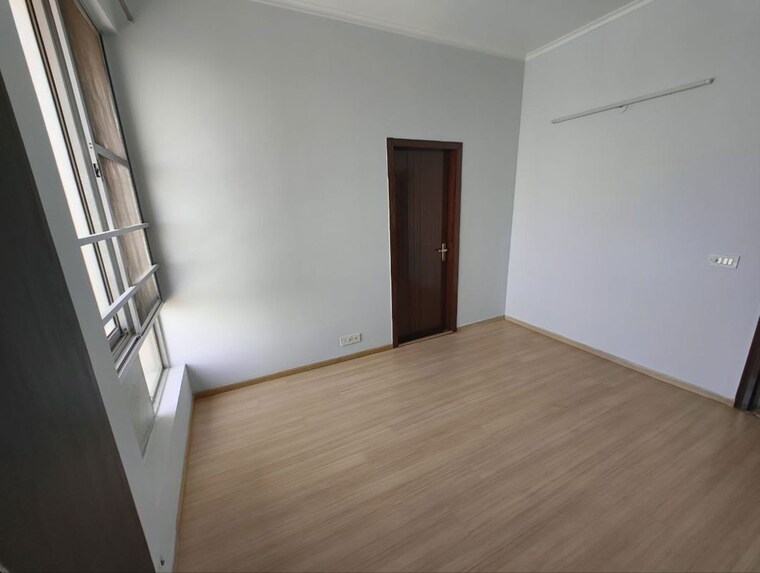 Room, pioneer-park-phase-1 3 Bedroom 1800 Sq.Ft. Apartment In Sector 61 Gurgaon 10514553