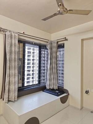 Room in 2 BHK Apartment at Welworth Paradise, Baner – for Rent