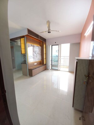 2 BHK Apartment For Rent in Signature The Millennia 2, Sector 37d