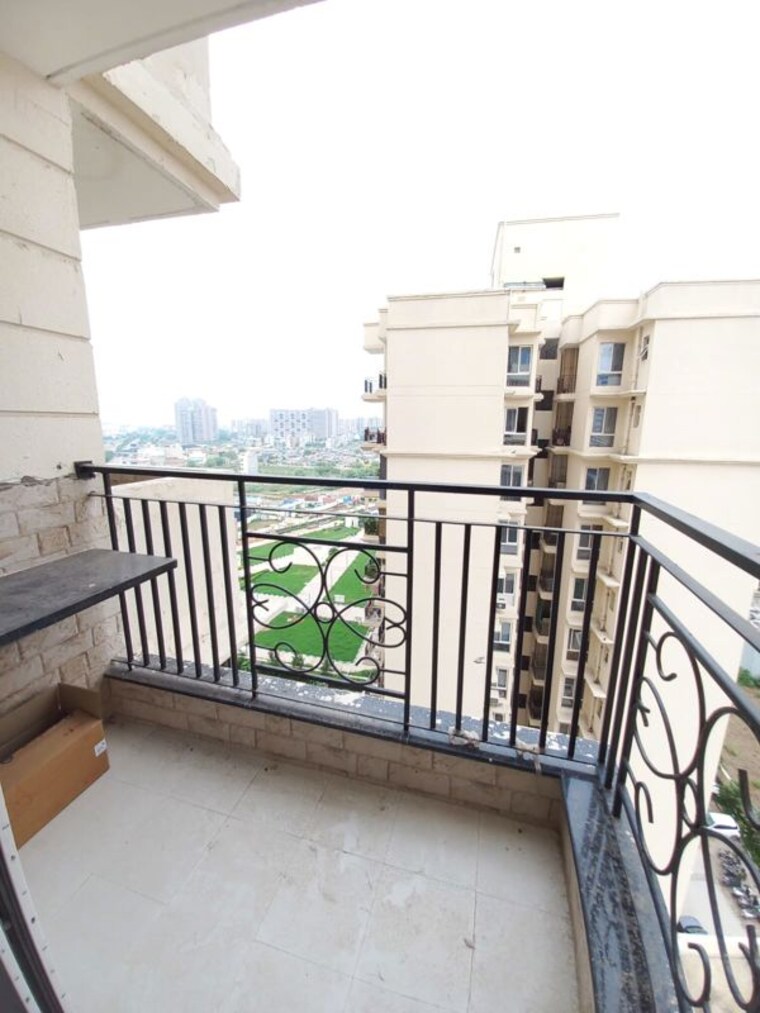 Balcony, signature-the-millennia-2 2 Bedroom 690 Sq.Ft. Apartment In Sector 37d Gurgaon 10514556