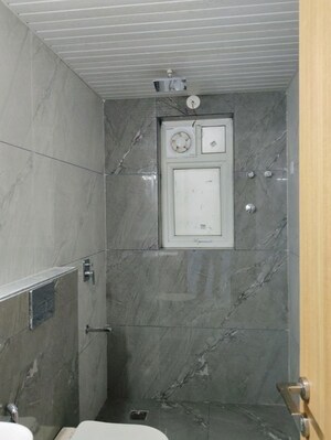 Bathroom in 3 BHK Apartment at Bariatu – for Rent