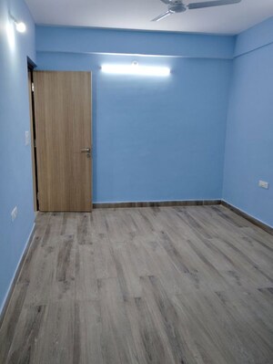 Room in 3 BHK Apartment at Bariatu – for Rent