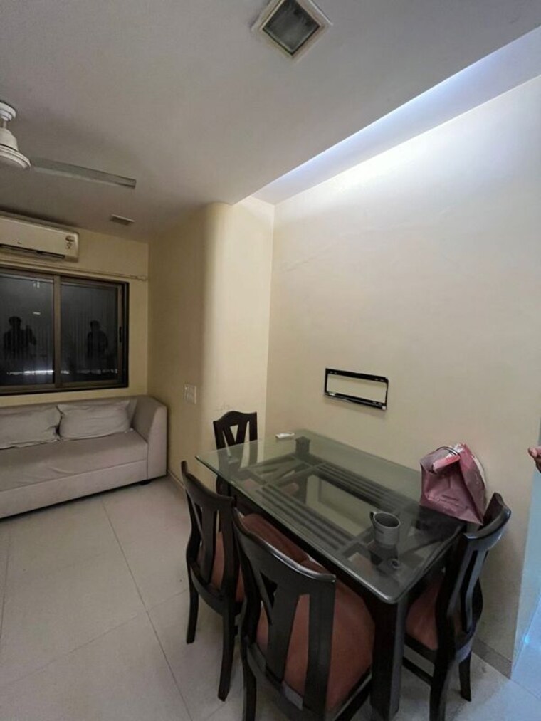Living Room, bandra west 1.5 Bedroom 650 Sq.Ft. Apartment In Bandra West Mumbai 10514581