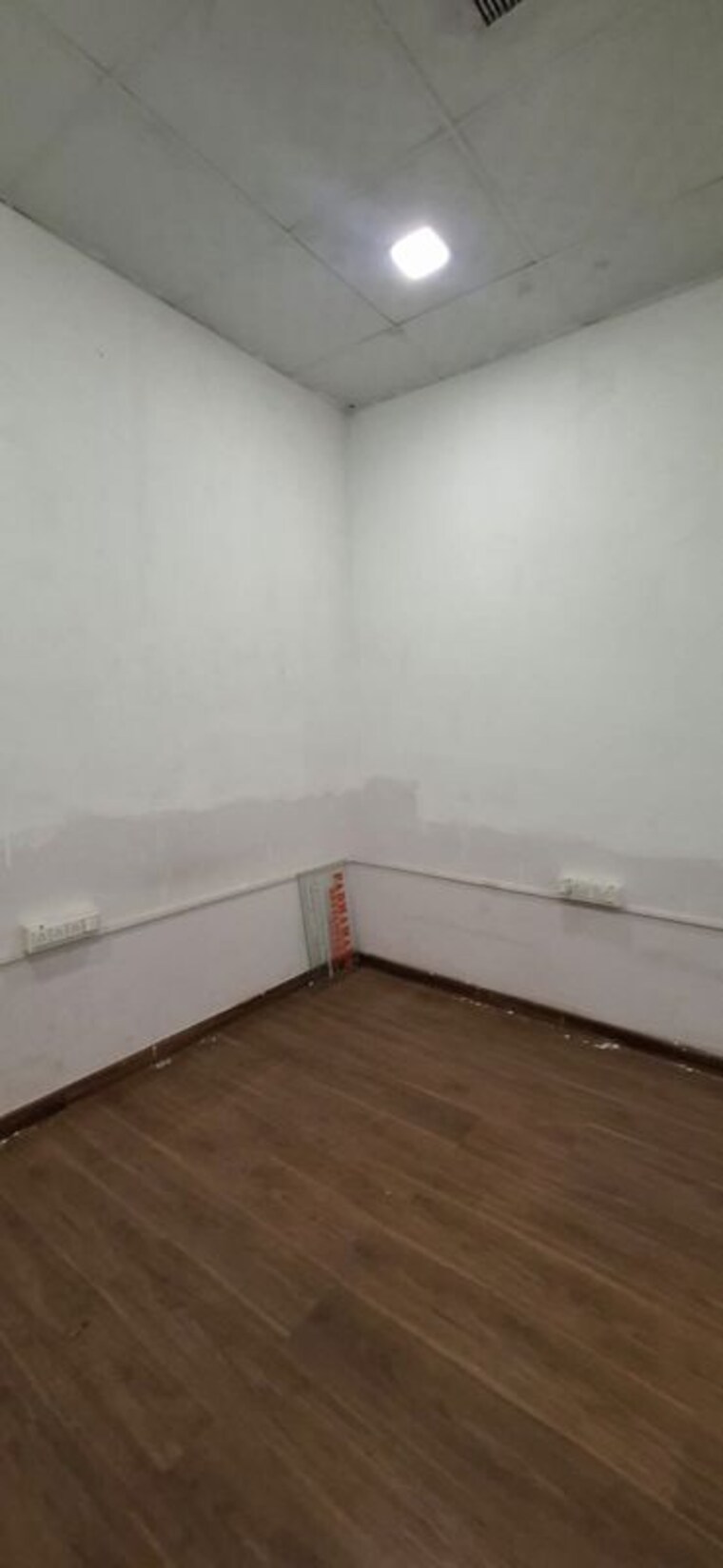 Room, neptune-eastern-business-district Commercial Office Space 500 Sq.Ft. In Bhandup West Mumbai 10514600