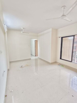 Room in 3 BHK Apartment at Tilak Nagar – for Rent