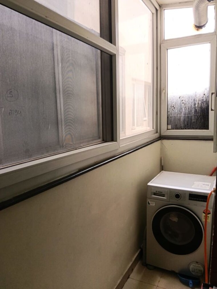 Bathroom, conscient-heritage-max 3.5 Bedroom 1970 Sq.Ft. Apartment In Sector 102 Gurgaon 10514593